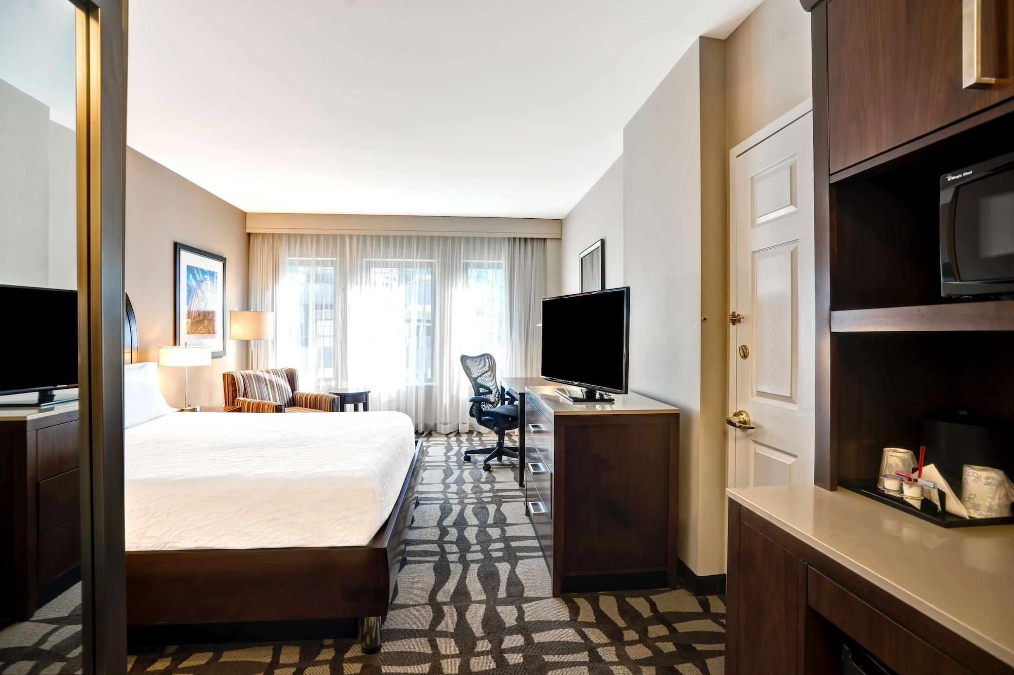 Hilton Garden Inn Chicago Downtown/Magnificent Mile Exteriör bild