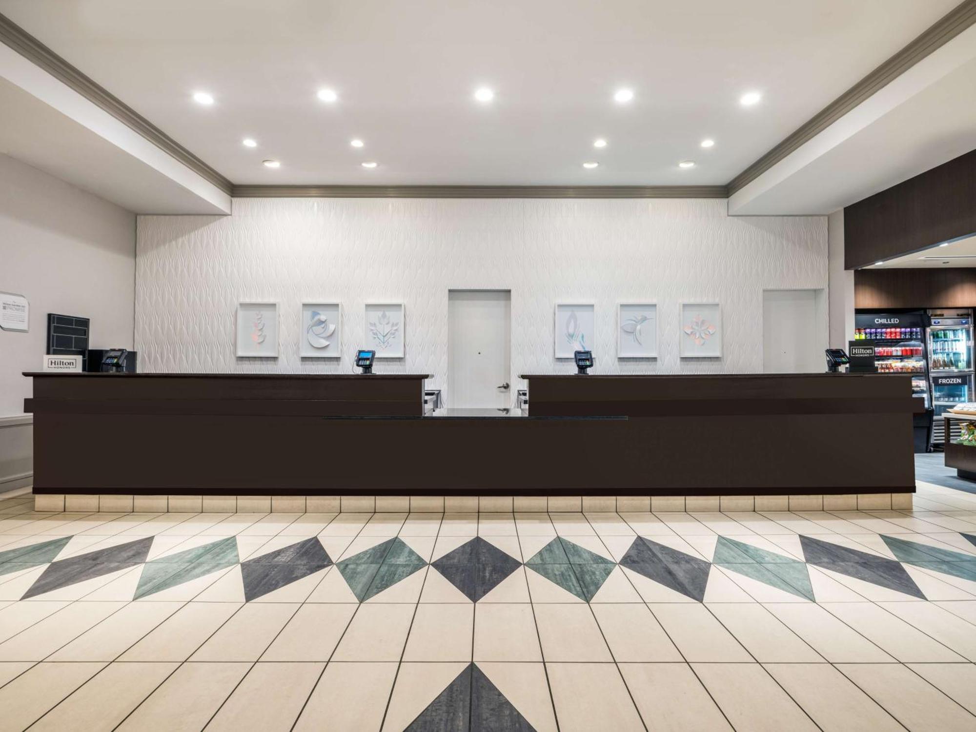 Hilton Garden Inn Chicago Downtown/Magnificent Mile Exteriör bild